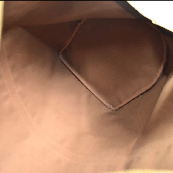 Authentic Louis Vuitton Keepall 55 Bag - Picture 6 of 16